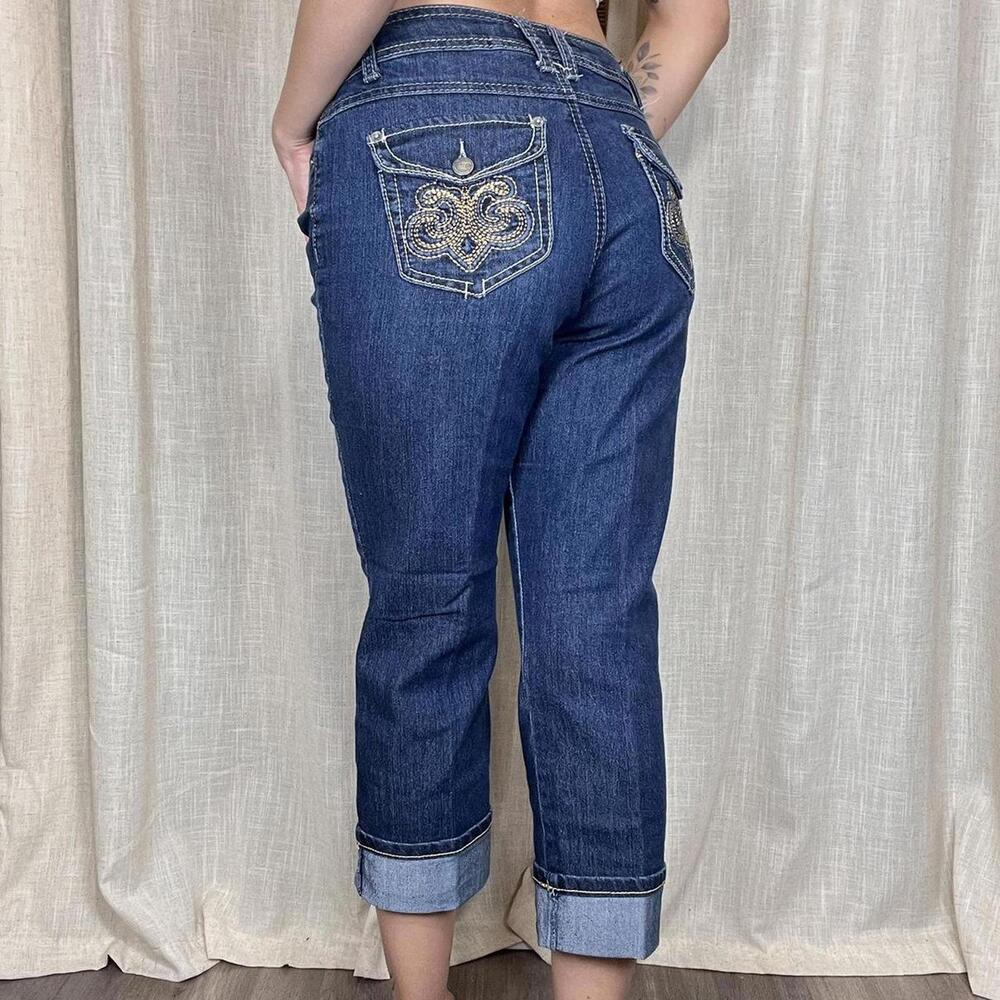 Vintage Y2K mid rise capri jeans